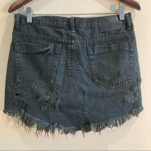 ONE TEASPOON Sz  26 Distressed Button Fly Mini Jean Denim Skirt - Picture 11 of 15